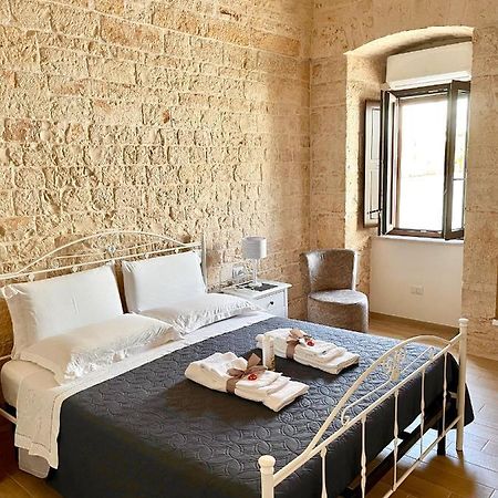 Nido Di Pietra-Dimora In Centro Bed & Breakfast Alberobello Exterior photo