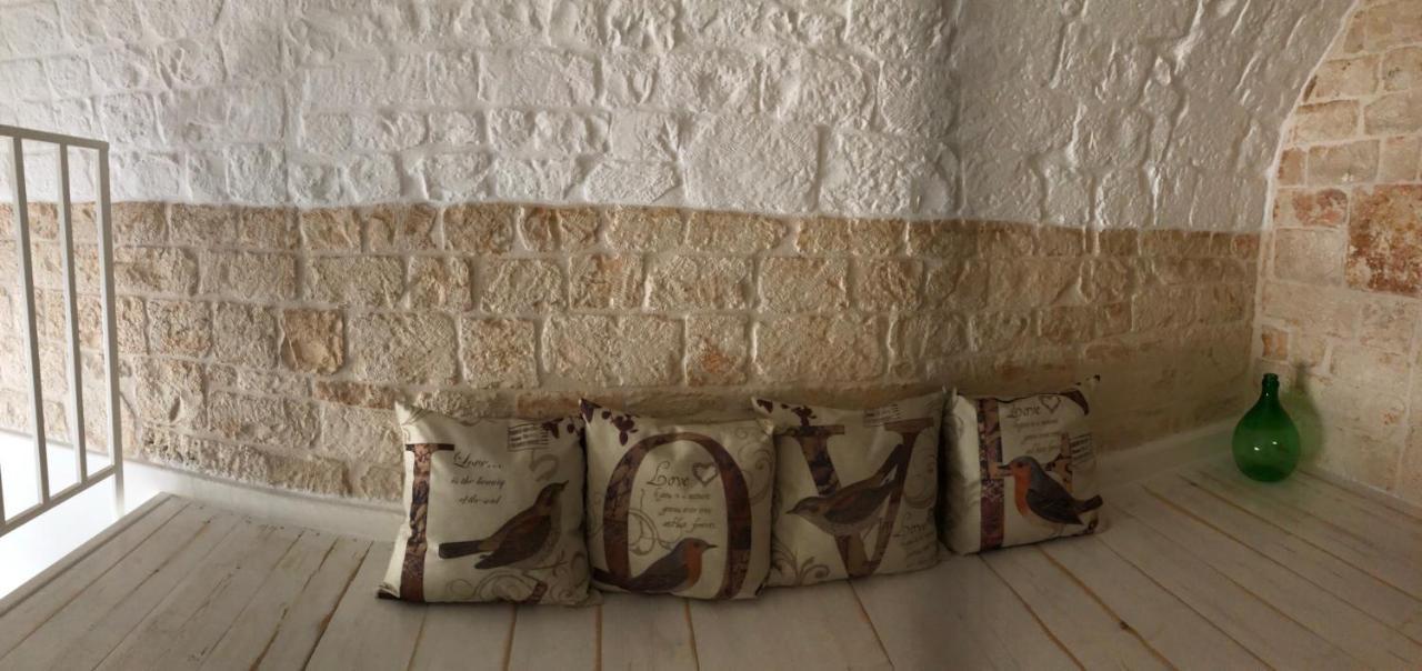 Nido Di Pietra-Dimora In Centro Bed & Breakfast Alberobello Exterior photo